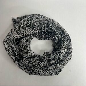 Talbots Infinity Scarf‎ Neck Cowl Black And White 100% WOOL